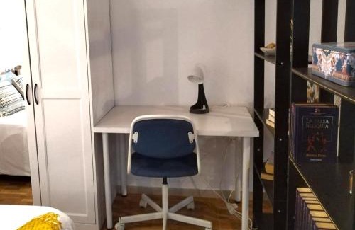 Doctor Barraquer-Grupo Renfe-Policlinico Apartment | Loft B2, Apartment in Seville