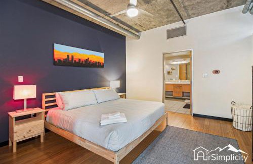 LoDo House | Loft By Union Station W Balcony & Workspace