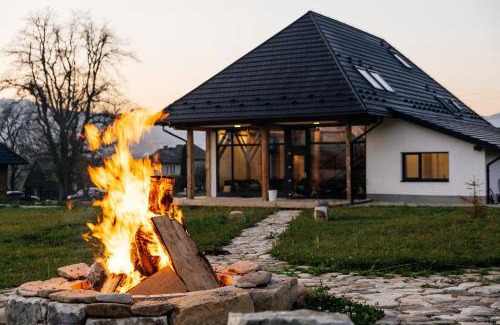 Manastirea Humorului Ski Chalet | Loft Chalet