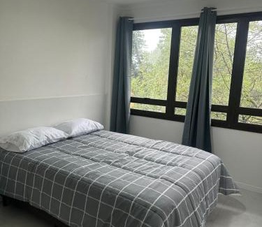 Passo da Areia Apartment | Loft completo em Porto Alegre a 200 metros do consulado americano