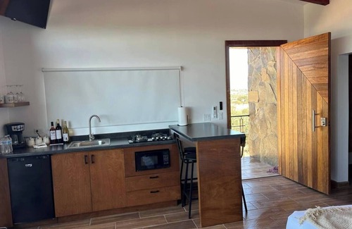 Valle de Guadalupe House | Loft con Jacuzzi en el balcon by Siempre Vallenn