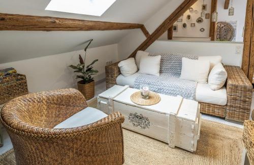 Barr Apartment | Loft de charme 4 étoiles confort haut de gamme garage privatif