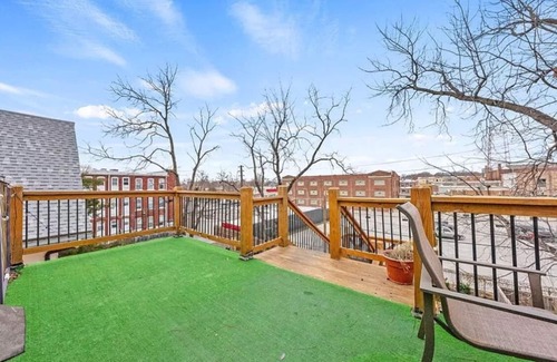 North Hyde Park Apartment | Loft - Enjoy peaceful living in downtown