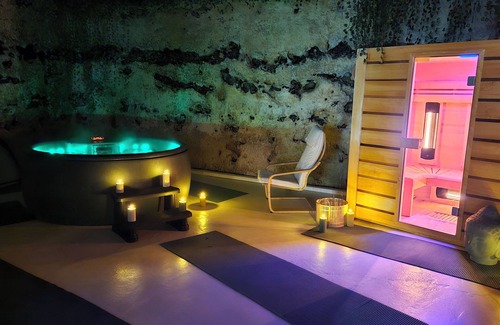 Chateaudun House | Loft et spa Entièrement Troglodyte