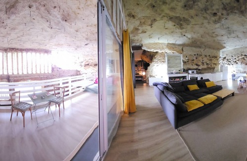 Chateaudun House | Loft et spa Entièrement Troglodyte
