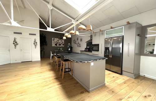 Lattes Apartment | ✨ Loft Evasion – Spacious, Stylish & Family-Friendly near Montpellier & Sea ✨