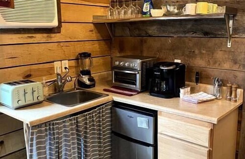 Kedron Other | Loft Guesthouse at The Waylan - Friendly Goats!