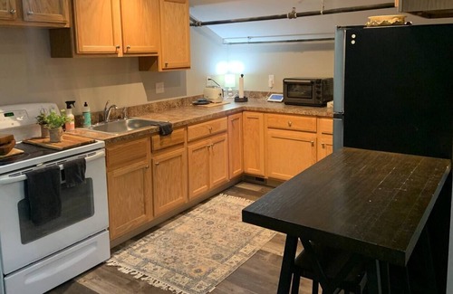 Mount Clemens Apartment | Loft in Mount Clemens VERY COOL