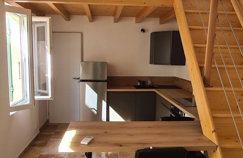 Graveson Apartment | Loft in the heart of the Alpilles