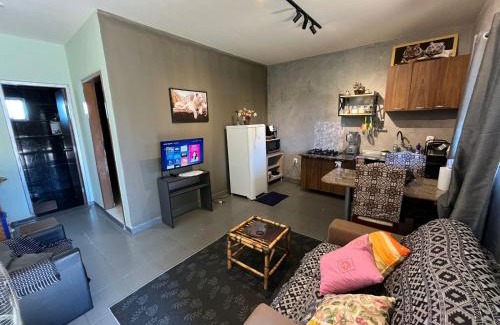 Jardim Agua Boa Apartment | Loft individual com Ar-condicionado Próximo ao shopping - A