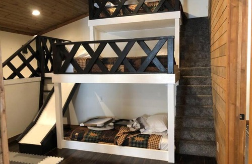 Island Park Apartment | Loft, Kids Slide, Play Area