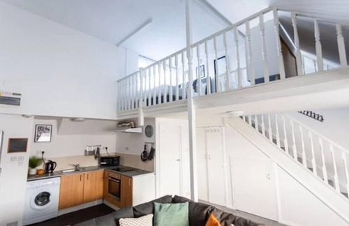 Leigh-on-Sea Apartment | Loft Living Leigh-on-sea