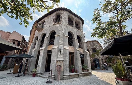 Santeagueda Apartment | Loft Michelangelo: The Splendor of Val'Quirico!