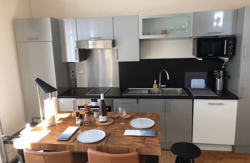 Neuilly-sur-Seine Apartment | Loft Neuilly