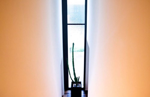 Hessigkofen Apartment | Loft on top of Villa Wilen, private beach, awesome views!