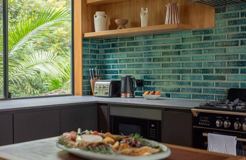 Bangalow Cabin | Loft & One Bedroom Cabin