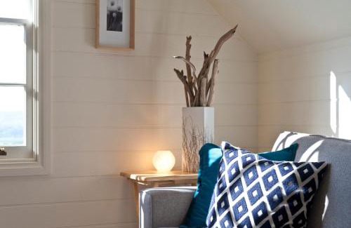 Richmond House | Loft Over The Vines