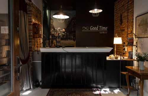 Srodmiescie Apartment | Loft Piotrkowska by Good Time