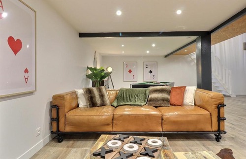 Chateauvert Apartment | Loft & Pop Billard