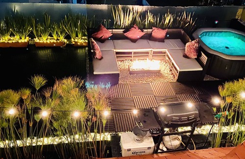 Santa Ana Apartment | Loft + private terrace with jacuzzi, fireplaces, cinema, panoramic view