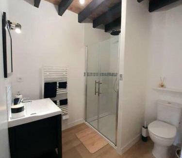 Saint-Martin-des-Entrees House | Loft proche Bayeux
