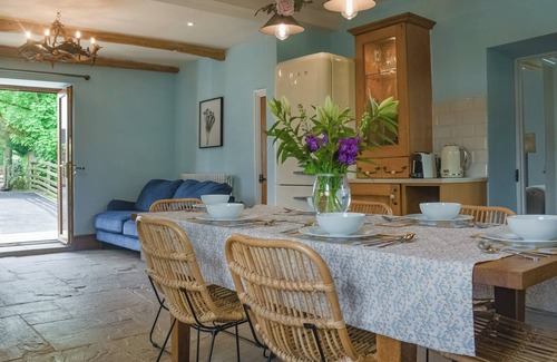 Higher Walton Cottage | Loft Shay Farm is the perfect place to treat friends and family.