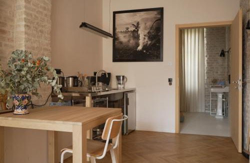 Mitte House | Loft Studio in historic factory building