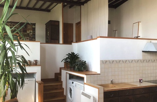 Cote Est Soquence Apartment | Loft-style apartment in a former orangery.