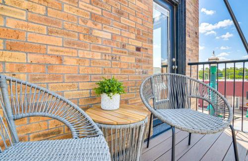 Monett Apartment | Loft-Style Apt in Dtwn Monett Pets Welcome!