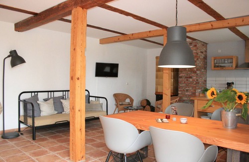 Boiensdorf Apartment | Loft w. Tiled stove and bookable sauna
