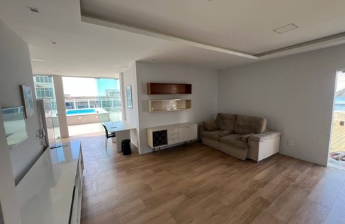 Barra Apartment | Loft with private pool in Farol da Barra (8 people)