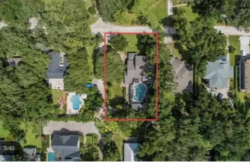 Windermere Apartment | Lofted Private Suite, Pool, Parking, Wifi, Kitchenette, Workspace