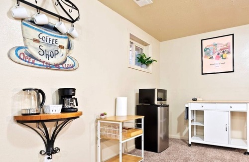 Harvey Park South Apartment | Loftium | Newly Renovated, Charming 2br 1ba Private Suite