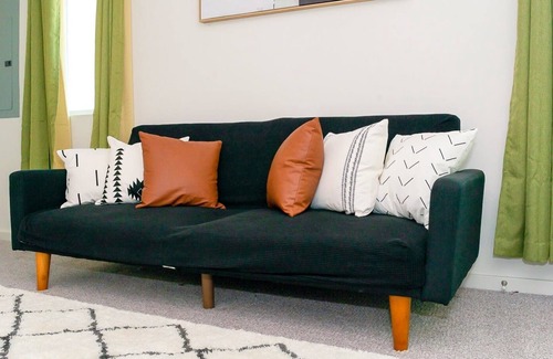 Atlantic Apartment | Loftium | Stylish Suite Near Parks & Lake Wash!