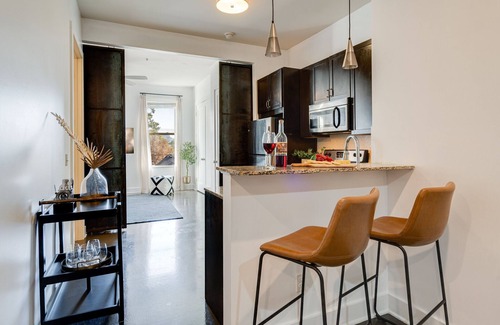 West End House | Lofts @30th-Mins 2 Broadway-Walk 2 Centennial Park