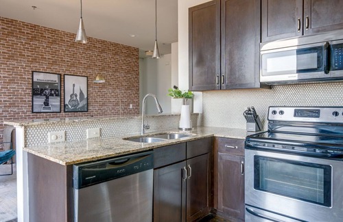 West End House | Lofts At 30th - Urban Luxe - Mins To Broadway