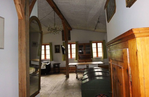 Ulsnis Apartment | Loftwohnung, hell, geräumig, antik, zentrale Lage in Süderbrarup