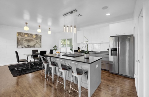 Downtown Tulsa Condo | Lofty-Style Condo w/Downtown View