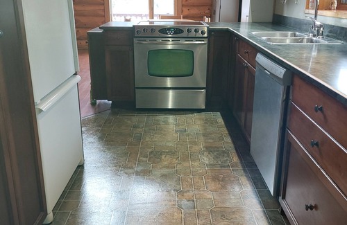 Kamloops Other | Log Cabin 10 Minutes to Sun Peaks Resort and 40 Minutes to Kamloops or Barrier