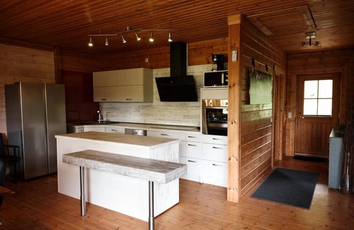 Oberkail House | Log Cabin 'Eifel' with Private Garden and Wi-Fi