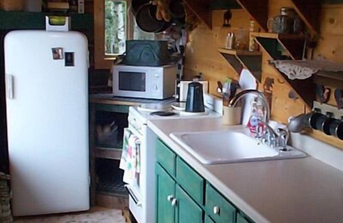Gardiner Cabin | Log Cabin Getaway On Ranch close to Yellowstone Park