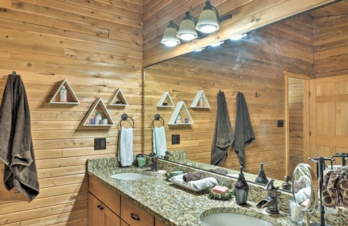 Indian Lake Cabin | Log Cabin Getaway on Double Lot at Indian Lake!