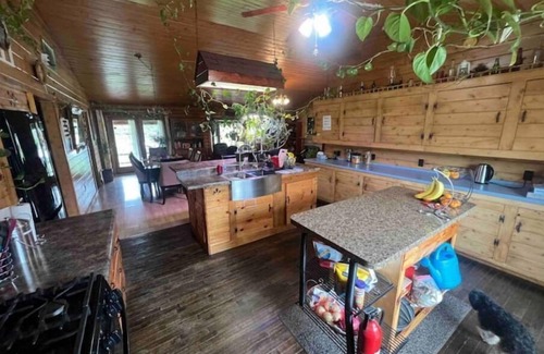 Vestaburg House | Log Cabin house on 10.5 acers of wooded land. Accommodates 20 plus guest.