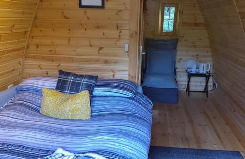 Smithstown Other | Log cabin