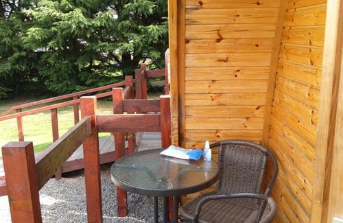 Smithstown Other | Log cabin