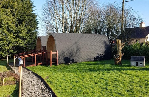 Smithstown Other | Log cabin