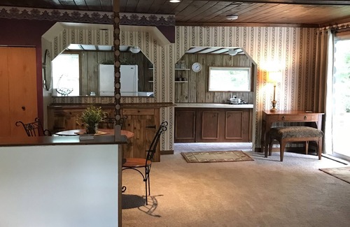 Byrnedale Apartment | Log Cabin Legacy