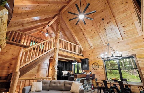 Logan Cabin | Log Cabin Luxury | Hot Tub, Dog Friendly, Fire Pit