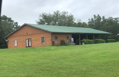 Morriston Cabin | Log cabin on a lush 15 acre private horse farm