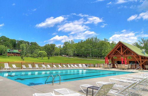 Wears Valley Cabin | Log Cabin Perfect for 1-2 families-Game Room, Hot Tub, Fire Pit, 2 living rooms